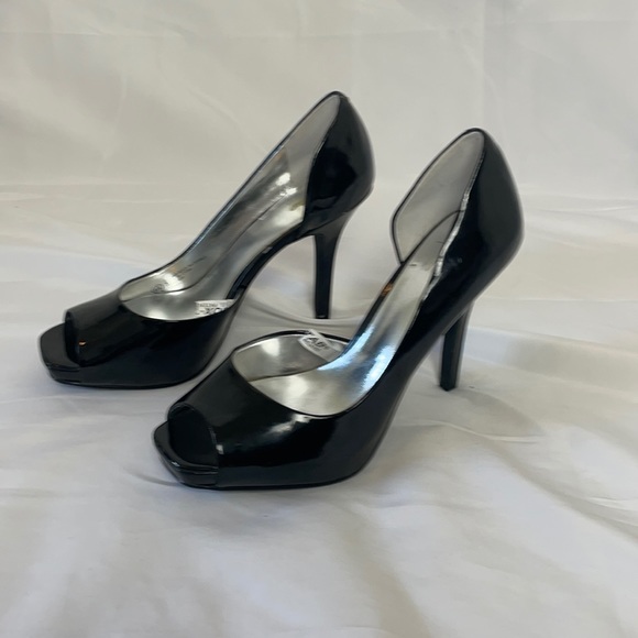 Mossimo Black Patten Leather Open Toe Heel - Picture 2 of 8